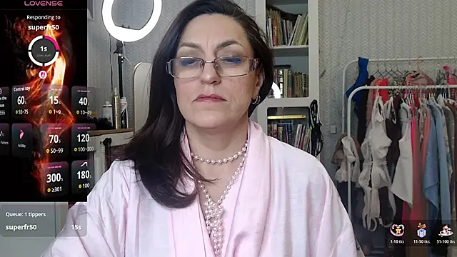 Vivian_Violet_ Adlı Modelin Canlı XXX Sohbeti