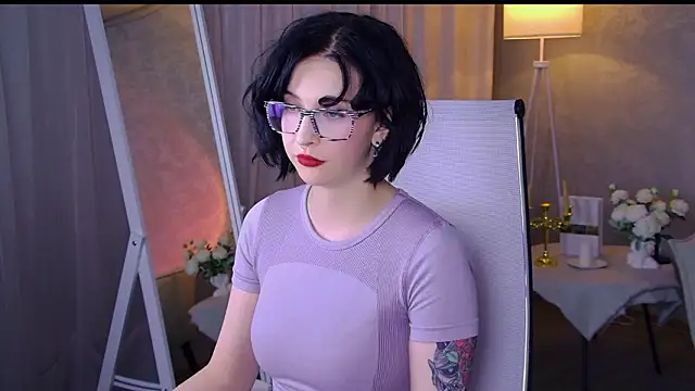 ElenaSomerhalder: онлайн-секс-чат