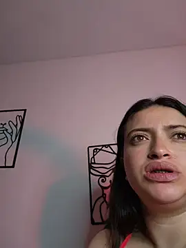 By_Lia Adlı Modelin Canlı XXX Sohbeti