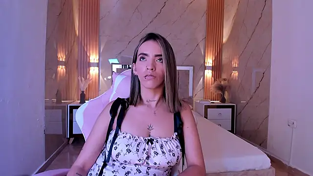 دردشة your_whore_Salome الجنسية المباشرة
