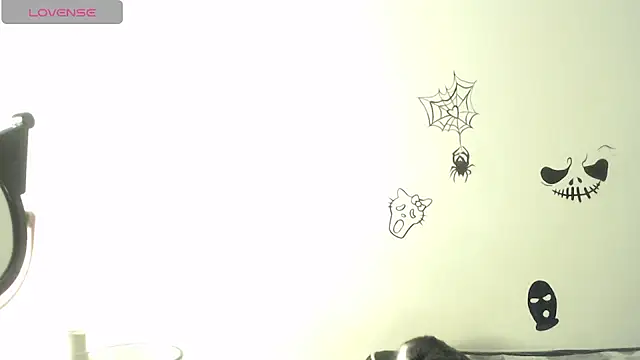 Julieta_De_Los_Angeles: онлайн-секс-чат