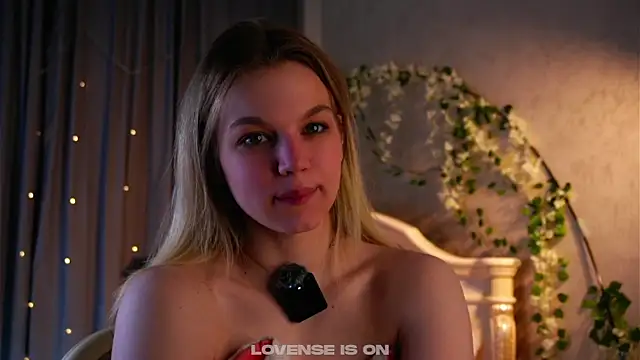 EdlinAlliston: онлайн-секс-чат