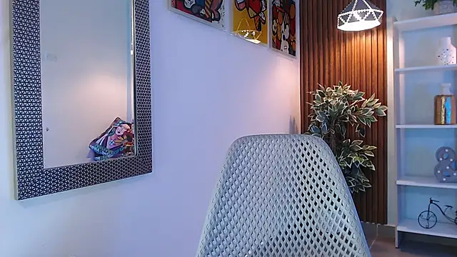 Dalila_Sky: онла йн-секс-чат