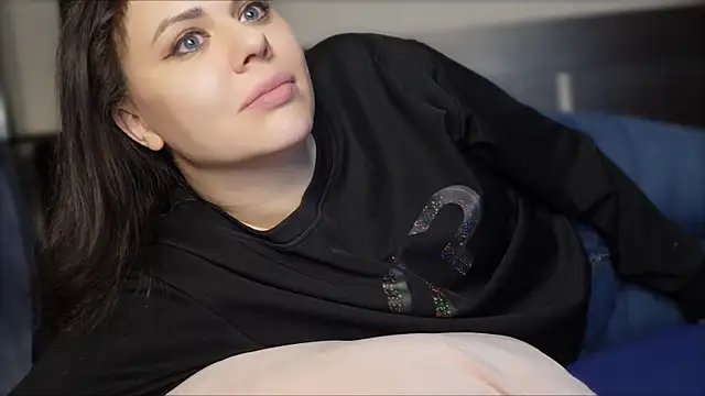 MollyCheiz: онлайн-секс-чат