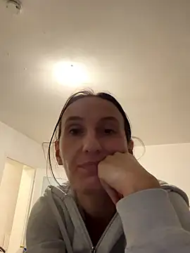 Emilia_Mausin Live XXX chat