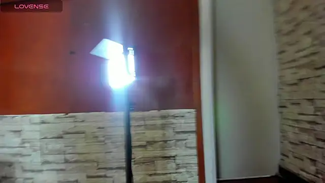 ANLLELOAndANGELA Pertunjukan Webcam