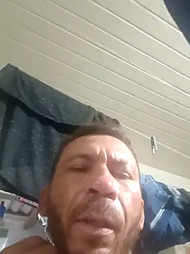 Chat +18 de RobertoLuiz84 ao vivo