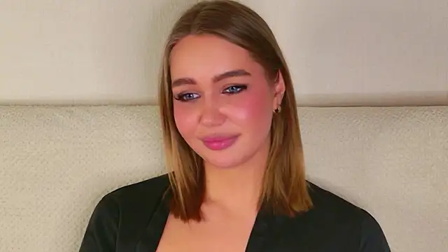 SilverHannan Live XXX chat