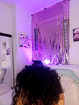 AdeleNasty Chat XXX in diretta