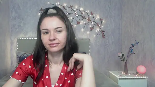 KaraCriegs: онлайн-секс-чат