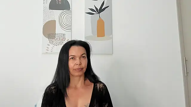 Evawalker_ Adlı Modelin Canlı XXX Sohbeti