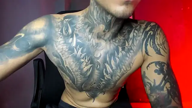 Travistanner_28 – Naživo XXX chat