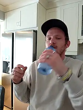 Soxxxy Adlı Modelin Canlı XXX Sohbeti