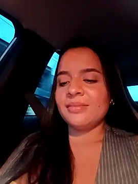 Julieth_hot-69 Adlı Modelin Web Kamerası Şovu