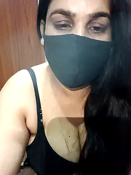 01Mona 即時 XXX 聊天