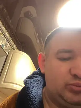 Онлайн чат XXX Shailadiess