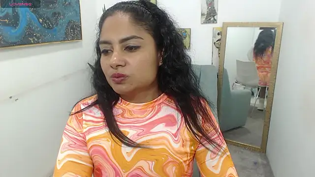 Luna_Fyre live XXX chat