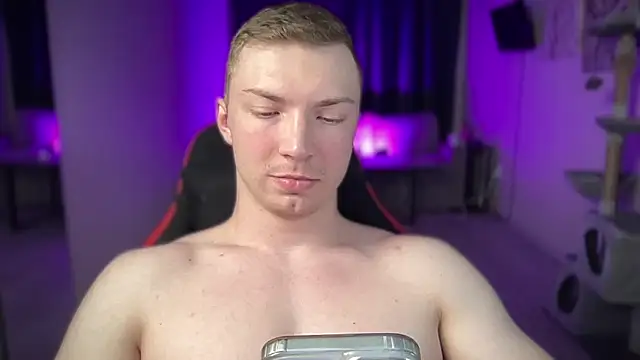 iron__chap: онлайн-секс-чат