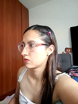 Chat +18 de Sun_pussyhard ao vivo