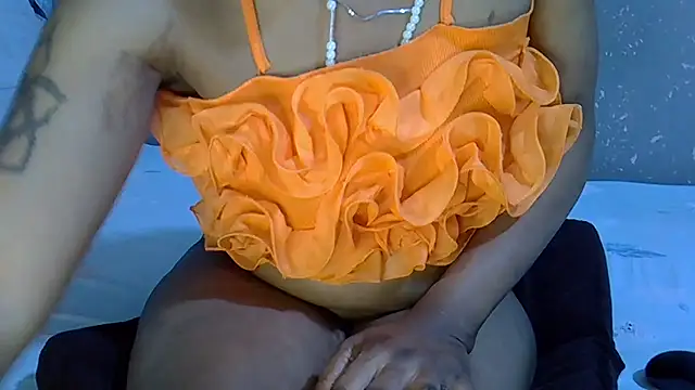 sweetchocolate9's Live XXX Chat