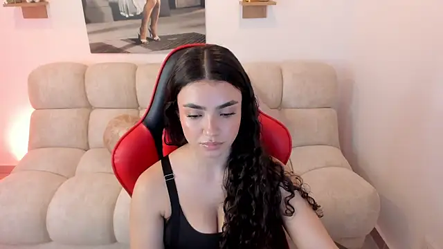 XXX chat uživo modela IsaConnor