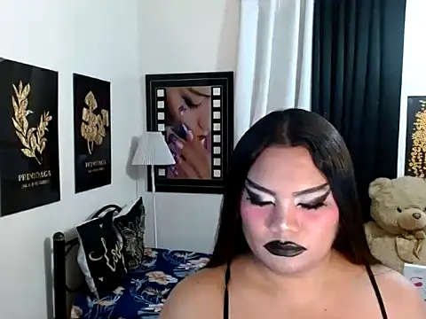 XXX chat uživo modela TSbrianaHugeCock