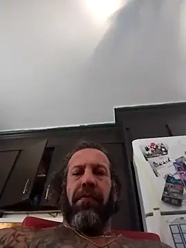 AceticPinscher live XXX chat