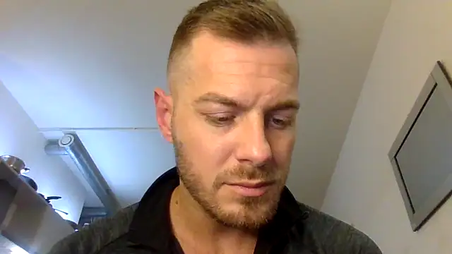 cheekycherryx 即時 XXX 聊天