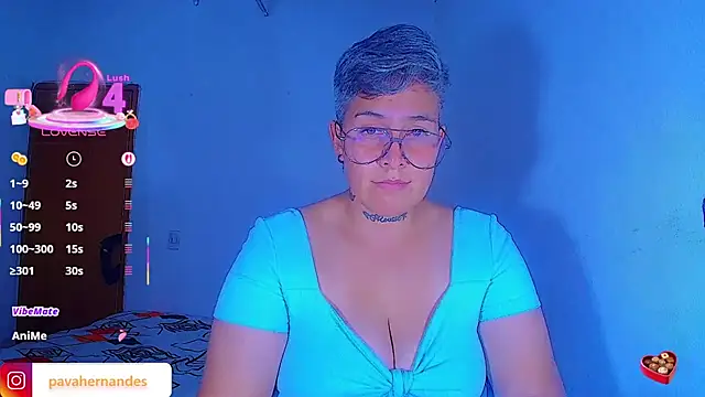 Živý XXX chat Yessi_rousse