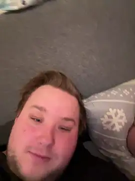 Онлайн чат XXX CurvyPaar2