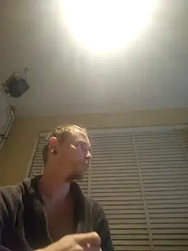 piercingpik Live XXX Chat