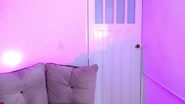 XXX chat uživo modela milfrousse