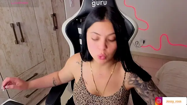 Victoryyy_'s Live XXX Chat