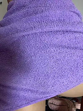 Luna_20x Chat XXX in diretta