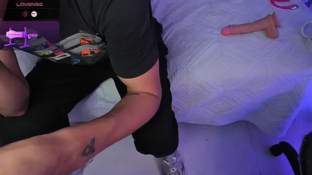 LiamDeep élő XXX-chatje