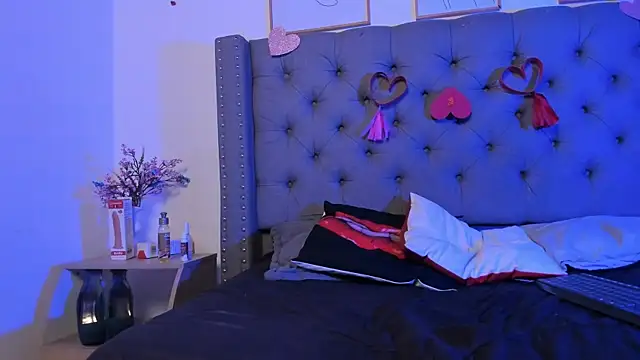 XXX chat uživo modela Mss_Meloddy