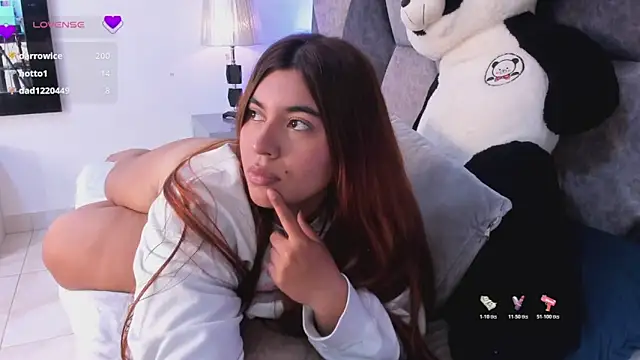 DulceJonesのライブXXXチャット