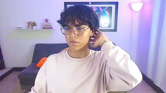 XXX chat uživo modela Maecum18