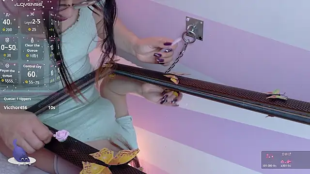 Chat XXX en directo de Catwhite_