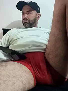 hairyandbigmannのライブXXXチャット