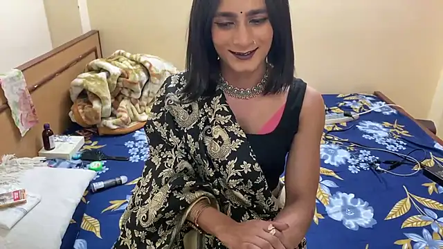 LuvLayla Adlı Modelin Canlı XXX Sohbeti