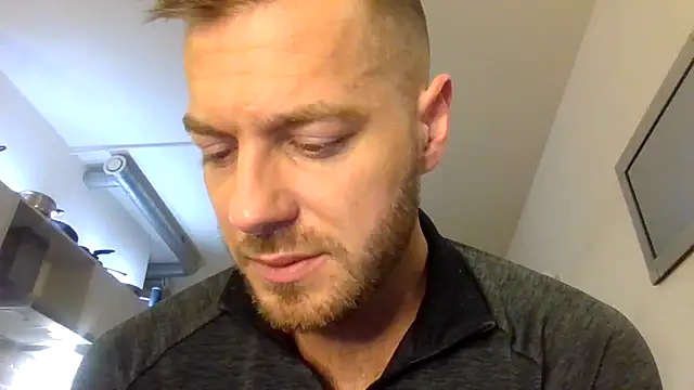 cheekycherryx – webcam-show