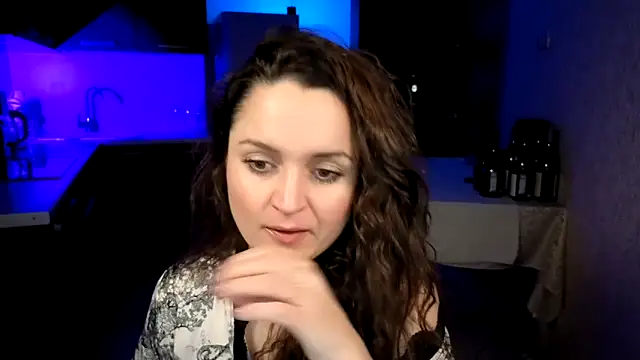 Cerann1 Live XXX-chat