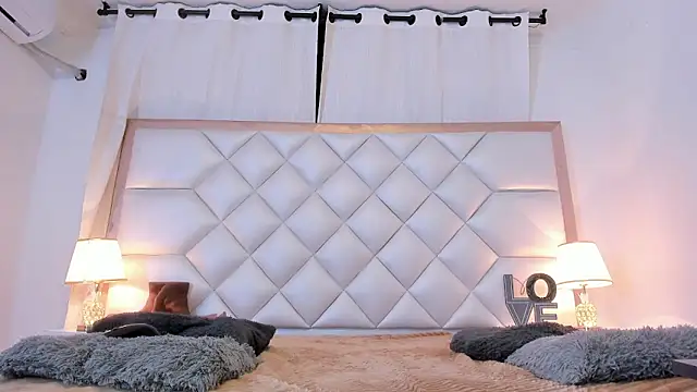 brittany069 – Live XXX-chat