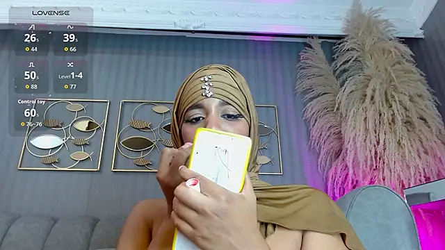 afrodita_smith08 Adlı Modelin Canlı XXX Sohbeti