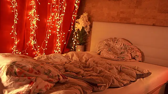 Twinflame-desire Adlı Modelin Canlı XXX Sohbeti