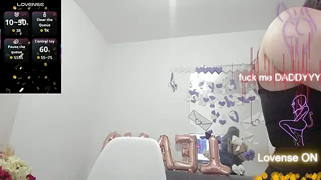 XXX chat uživo modela esmeraldamfc