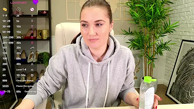 SelineSole Live XXX-chat