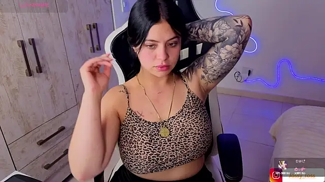 Victoryyy_n Live XXX chat