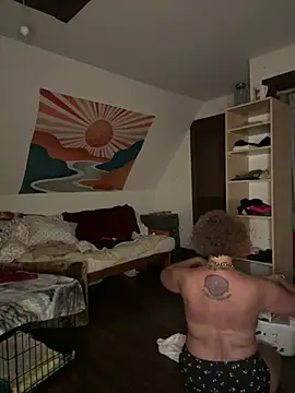 SuzyCatzz 网络视讯表演